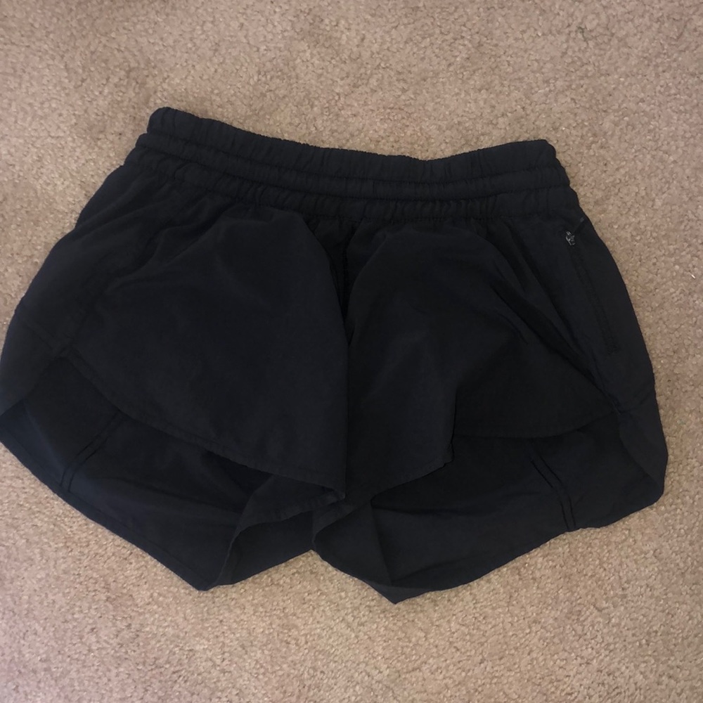 Lululemon tracker shorts